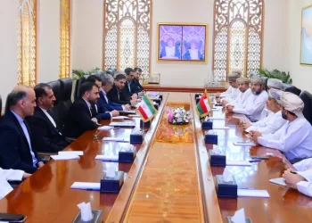 جلسة مباحثات رسمية بين سلطنة عُمان وإيران في مجالات الاتصالات وتقنية المعلومات