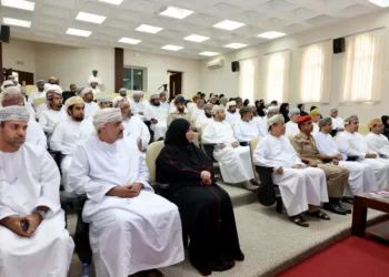 ندوة “تنمية اقتصاد مسندم” توصي بتشجيع التعاون المحلي والشراكات التجارية