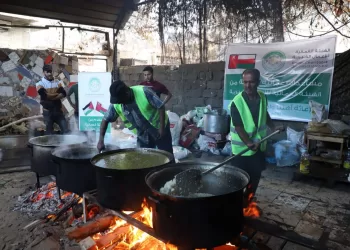 بالصور.. تنفيذ المرحلة الأولى من المساعدات الإغاثية العُمانية الطارئة في غزة