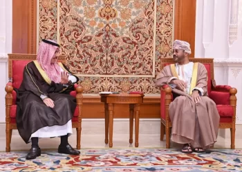 وزير الخارجية السعودي يصل إلى سلطنة عمان في زيارة رسمية