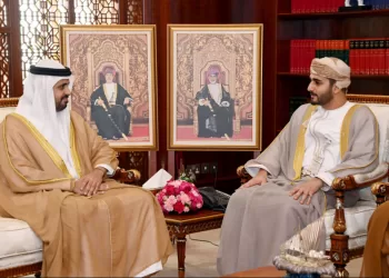 سمو السّيد ذي يزن يبحث سبل تعزيز العلاقات مع الشيخ ذياب بن محمد بن زايد