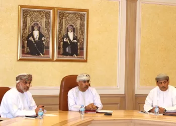 بحث أوجه التعاون في مجال الرقابة على الأدوية بين سلطنة عُمان والسعودية