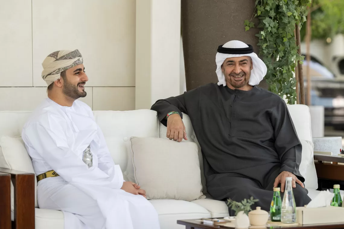 الشيخ محمد بن زايد يستقبل سمو السيد ذي يزن