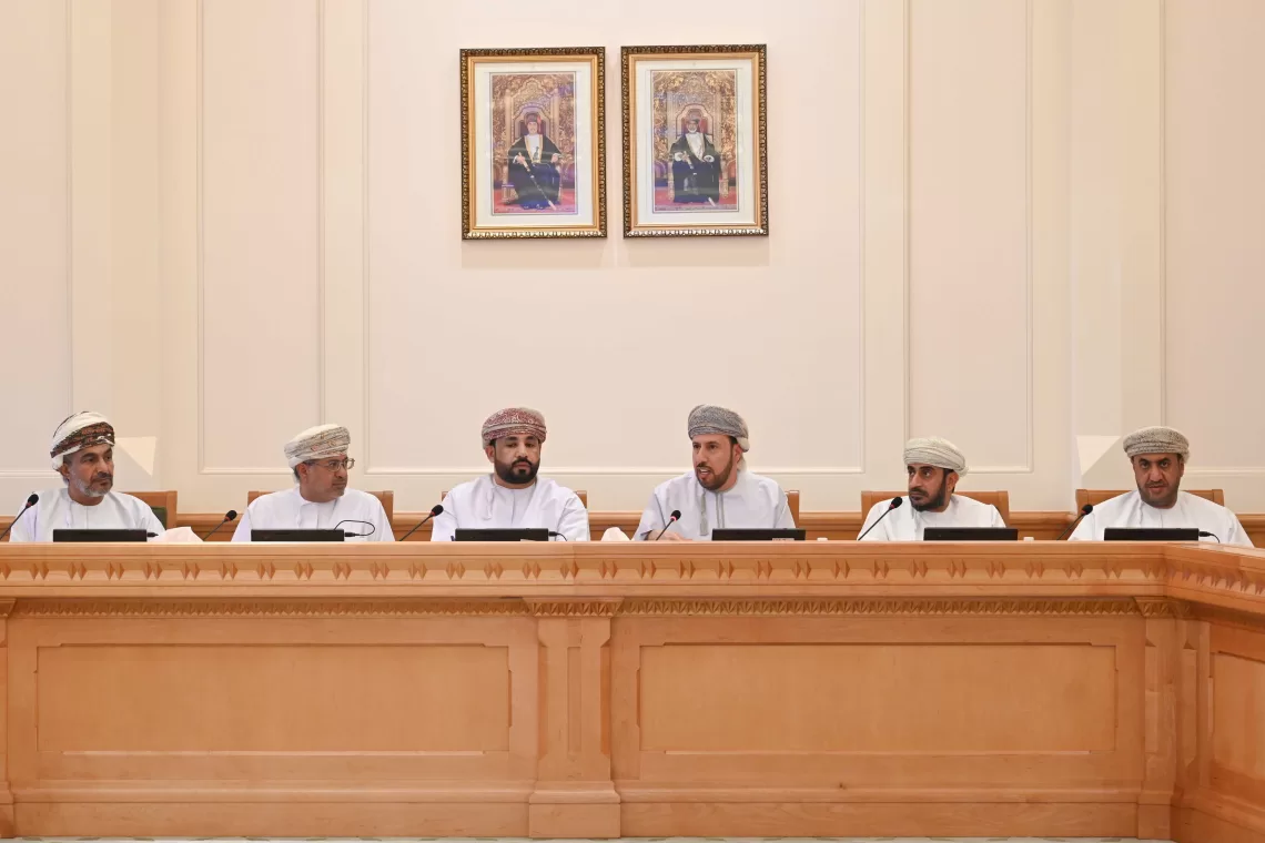 “تعليمية الشورى” تناقش اشتراطات عقود الحافلات المدرسية