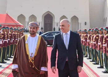 رئيس الاتحاد السويسري يغادر سلطنة عُمان