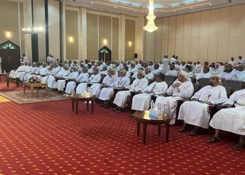 محافظ مسقط: تطوير العديد من المدن على غرار “القرم التجارية” ونهتم بأفكار الشباب الإبداعية