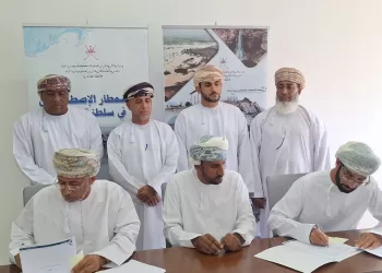 بأكثر من 700 ألف ريال.. توقيع اتفاقيتين لإنشاء حائطي حماية للأراضي الزراعية في الظاهرة