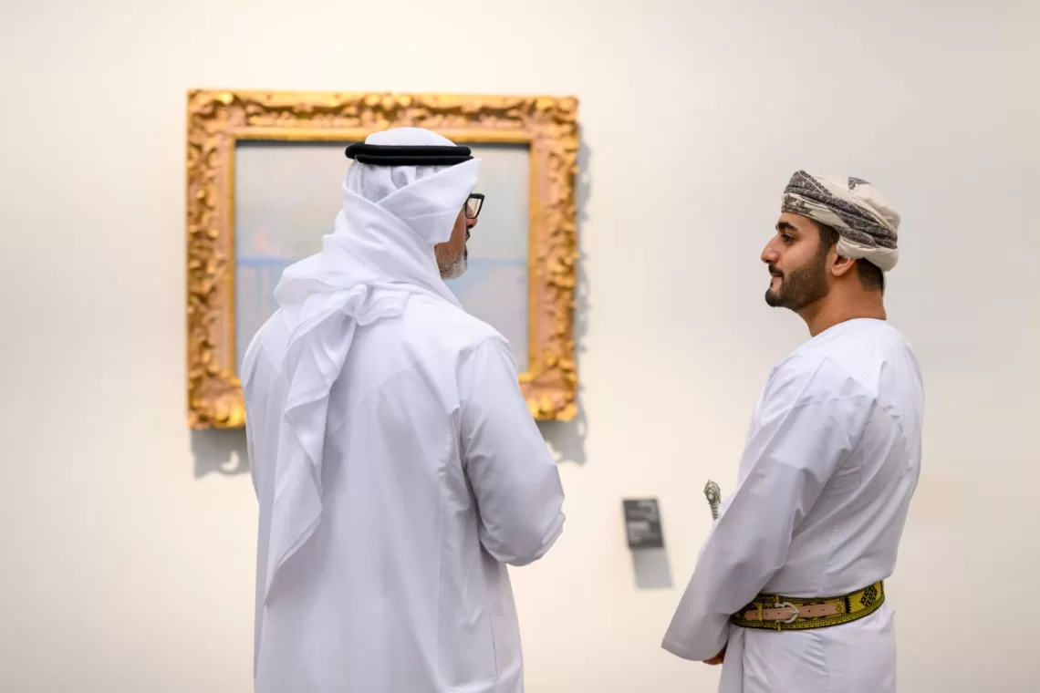 بالصور.. سمو السيد ذي يزن يزور متحف اللوفر أبوظبي
