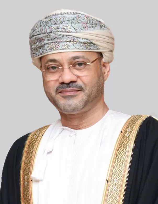 السيد بدر البوسعيدي يبحث مساعي وقف إطلاق النار في غزة مع وزير الخارجية الإيراني