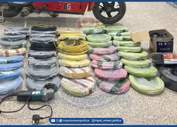 ضبط وافد بتهمة سرقة أسلاك كهربائية من منزل قيد الإنشاء في عبري