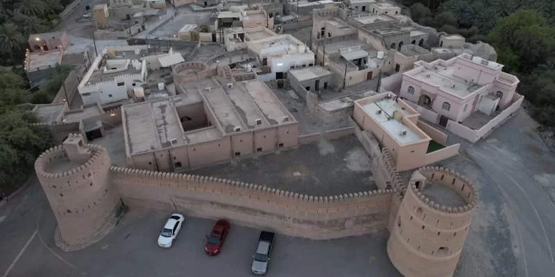 بأكثر من 46 ألف ريال.. بدء تنفيذ مشروع ممشى حجرة الشيخ في وادي المعاول