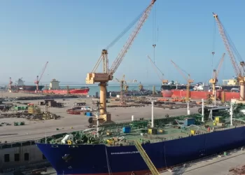 بالأرقام.. تحسّن أداء الاقتصاد العُماني لعام 2023.. ومؤشّرات إيجابية لعام جديد أكثر استقرارا
