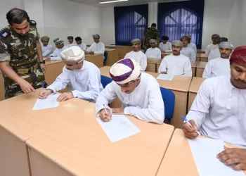 البحرية السلطانية العُمانية تستقبل دفعة جديدة من المواطنين