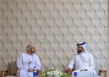 السيد ذي يزن يلتقي بممثل ملك البحرين للأعمال الإنسانية وشؤون الشباب