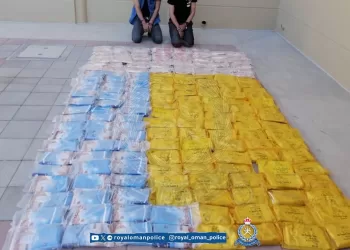القبض على شخصين بتهمة حيازة 195 كيلوجراما من مخدر الحشيش