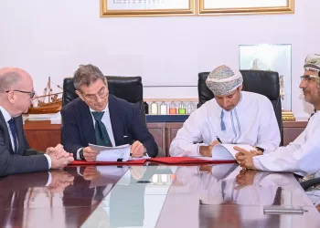 توقيع اتفاقية امتياز للتنقيب عن النفط والغاز في ظفار
