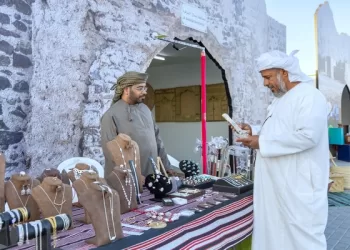 التعريف بالمنتجات العمانية ضمن فعاليات مهرجان صحار