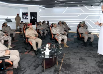 وفد عسكري قطري يزور الكلية العسكرية التقنية