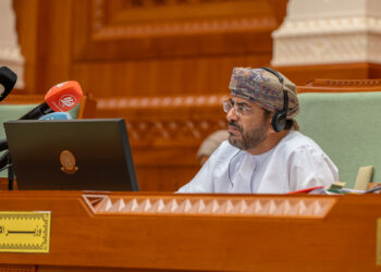 الصقري: الاقتصاد العماني حقق نموا خلال أول عامين من خطة التنمية الخمسية العاشرة