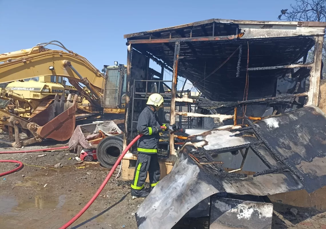 نشوب حريق بسكن عمال في ⁧‎بوشر⁩