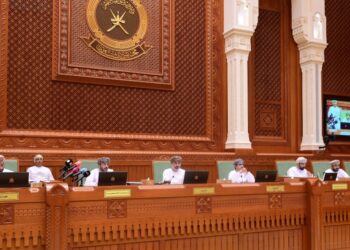 “الصقري” أمام “الشورى”: الإجراءات الحكومية الاستباقية حافظت على الاقتصاد العُماني من التضخم