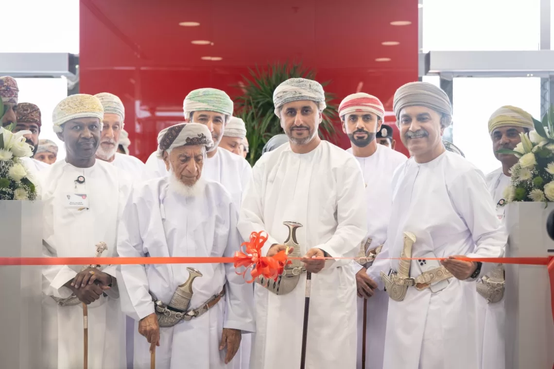بنك مسقط يحتفل بافتتاح “أيقونة الفروع” في صحار ويؤكد مواصلة تعزيز مفهوم الإبداع والابتكار في تقديم الخدمات المصرفية