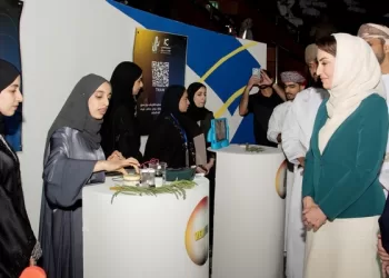 المهرجان العلمي بجامعة السلطان قابوس يبحث جهود توفير بيئة داعمة للفكر الإبداعي الشبابي