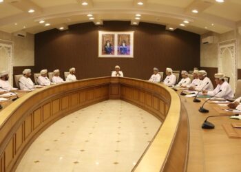 “بلدي الظاهرة” يناقش مشروعات الإنارة خلال 2024
