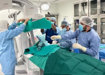 لأول مرة في مستشفى نزوى.. إجراء 3 عمليات زراعة أجهزة لعلاج اضطراب نُظم القلب