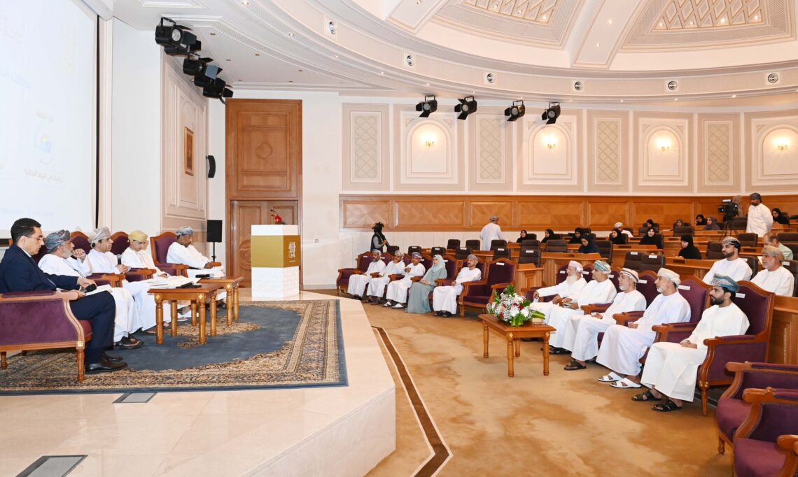 إعلان مجالات الدورة الـ11 لجائزة السلطان قابوس للثقافة والفنون والآداب