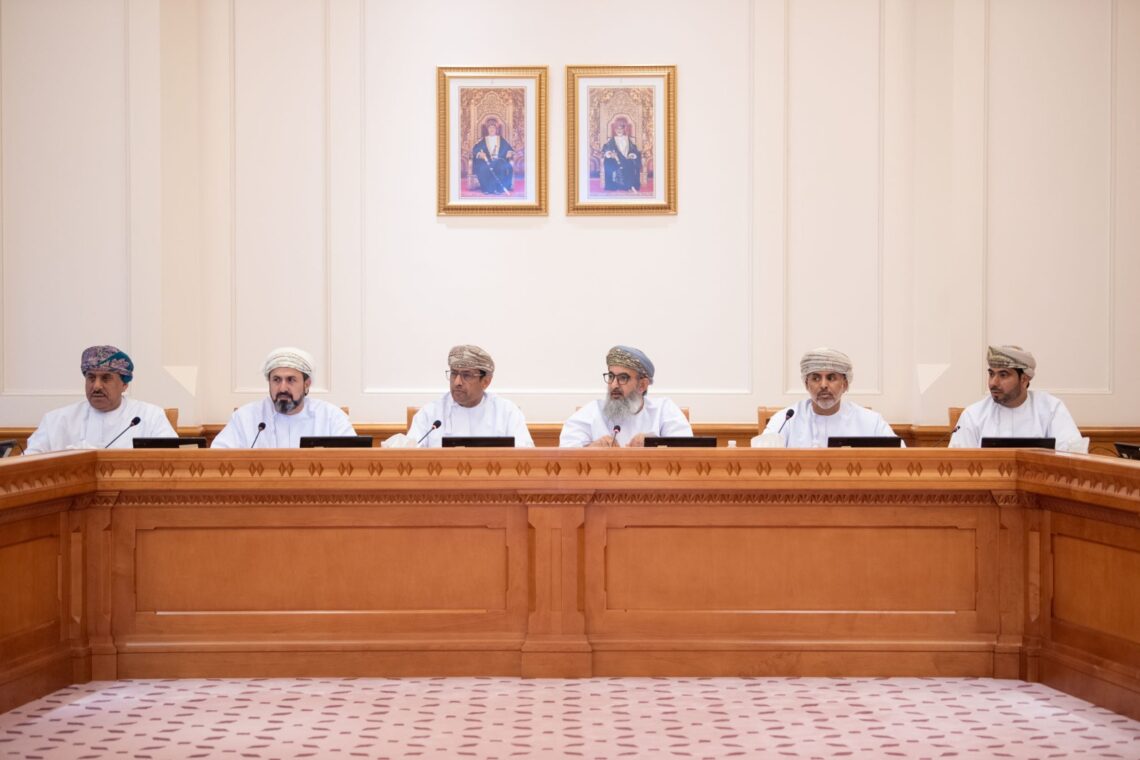 بحضور وكيل الوزارة.. “إعلامية الشورى” تلتقي مسؤولين بـ”الإعلام” لمناقشة مشروع قانون الإعلام الجديد
