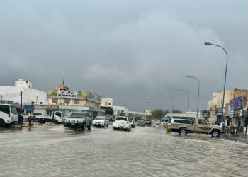 هطول أمطار غزيرة وجريان الشعاب في ولاية سناو