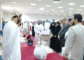 استعراض 25 مشروعا مبتكرا في “يوم البحث العلمي” بـ”جامعة التقنية” في إبراء