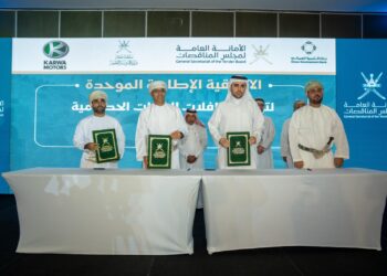 توقيع اتفاقية مع “كروة للسيارات” لتوريد حافلات للجهات الحكومية