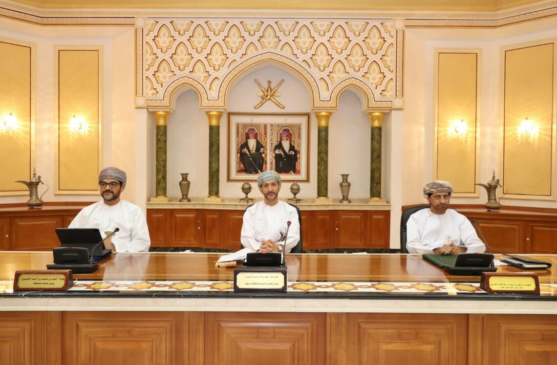 “بلدي مسقط” يستعرض تحديات تطبيق لائحة تنظيم ممارسة نشاط جمع وتداول الخردة