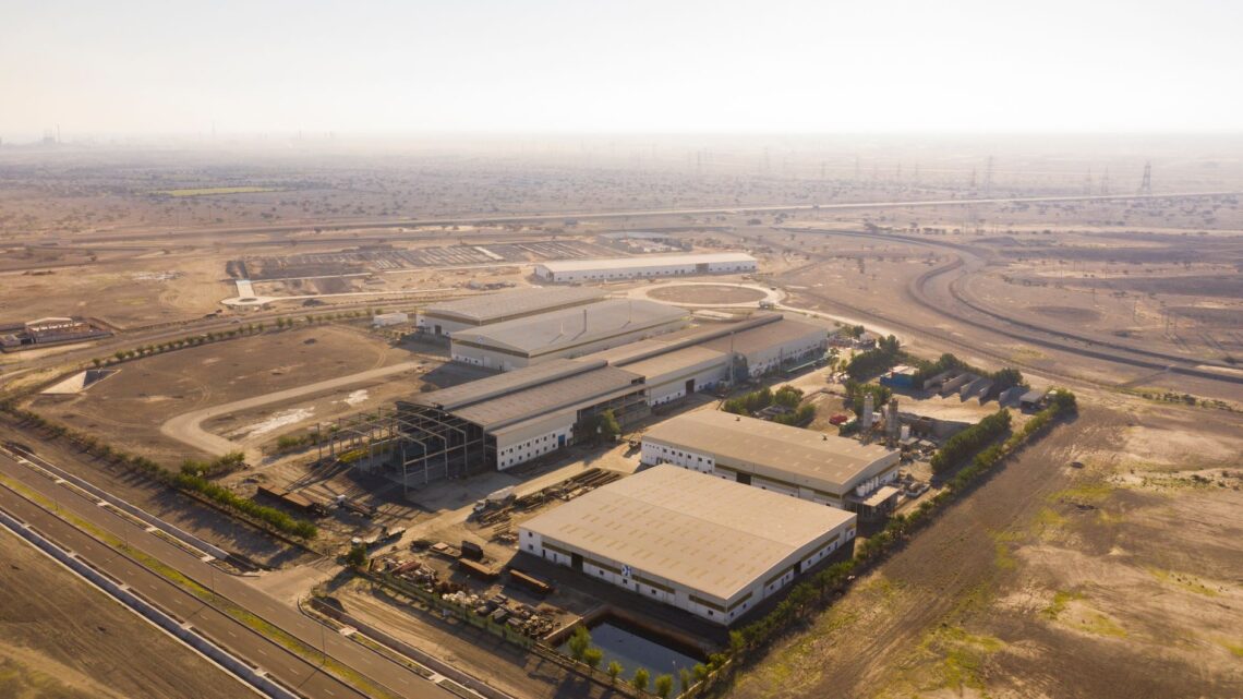 باستثمار يتجاوز 520 مليون ريال.. وضع حجر الأساس لمشروع مصنع البولي سيليكون غدا