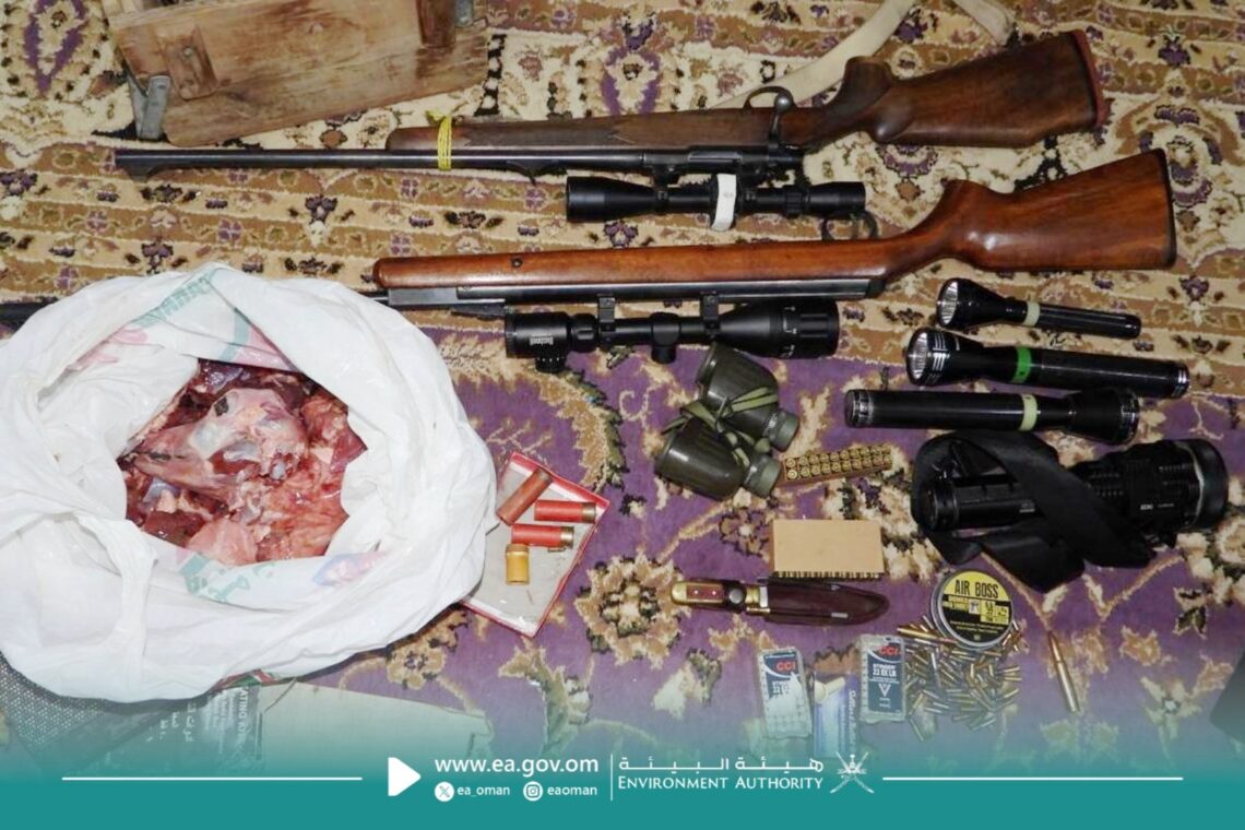القبض على مواطنين بتهمة صيد حيوان الغزال العربي