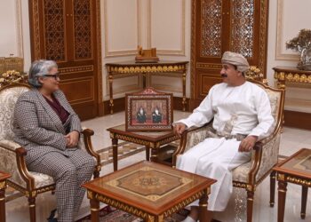 وزير المكتب السُّلطاني يستقبل السفيرة الأمريكية