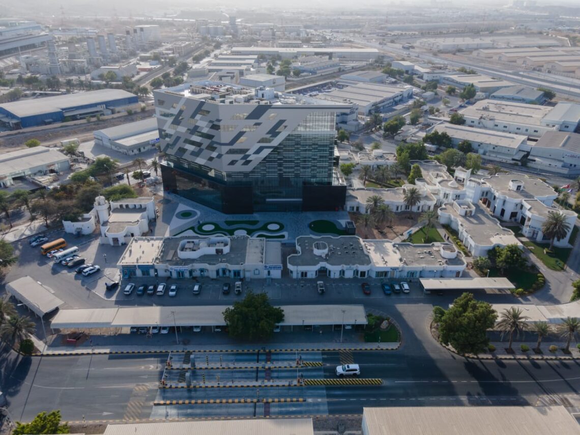 “مدائن” تنتهي من تنفيذ مشروع “الألياف البصرية” في “الرسيل الصناعية”