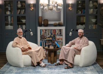 عرض أولى حلقات “بودكاست مصعد” لتسليط الضوء على النماذج العمانية المؤثرة