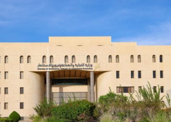 إطلاق المرحلة الأولى من مشروع “تمكين المصانع العُمانية نحو تقنيات الثورة الصناعية الرابعة”