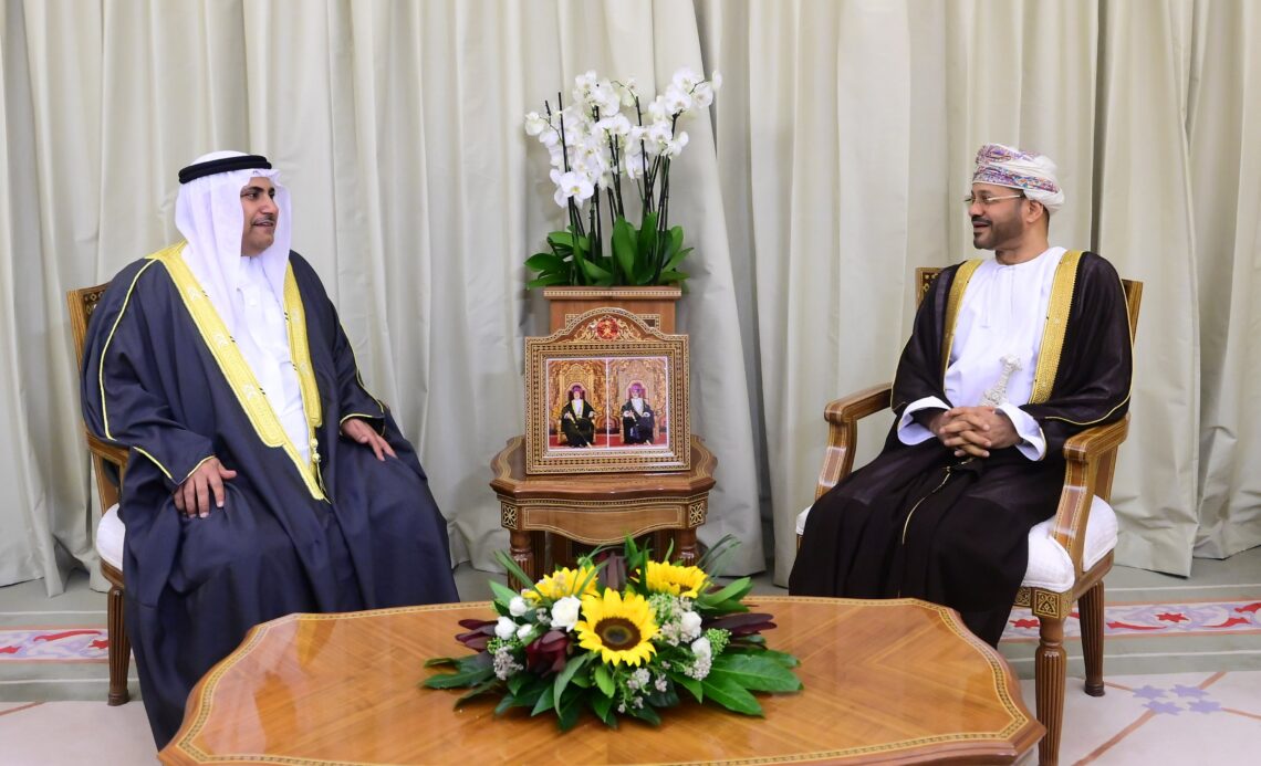 السيد وزير الخارجية يناقش سبل تطوير المجالس التشريعية مع رئيس البرلمان العربي