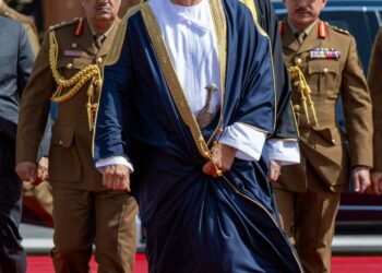 بث مباشر.. مراسم استقبال جلالة السلطان في الكويت
