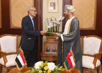 جلالة السلطان يتلقى رسالة خطيّة من رئيس مجلس السيادة الانتقالي بالسودان