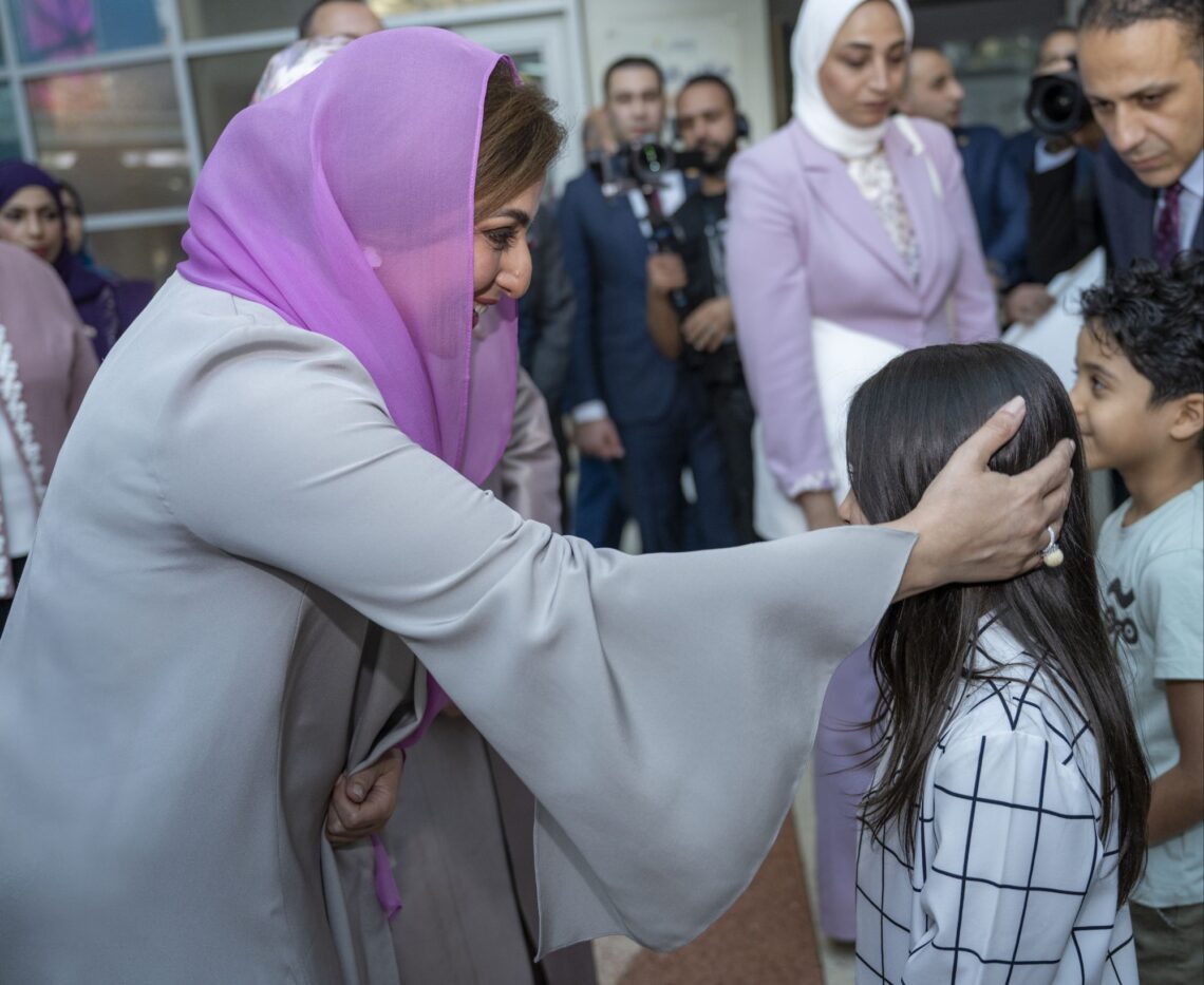 ابتسامة صافية تصنع الأمل بين أطفال مرضى السرطان