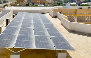 انتهاء مشروع الطاقة الشمسية بجمعية المرأة العُمانية في البريمي