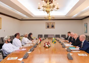 بحث تعزيز التعاون بين سلطنة عمان والسويد