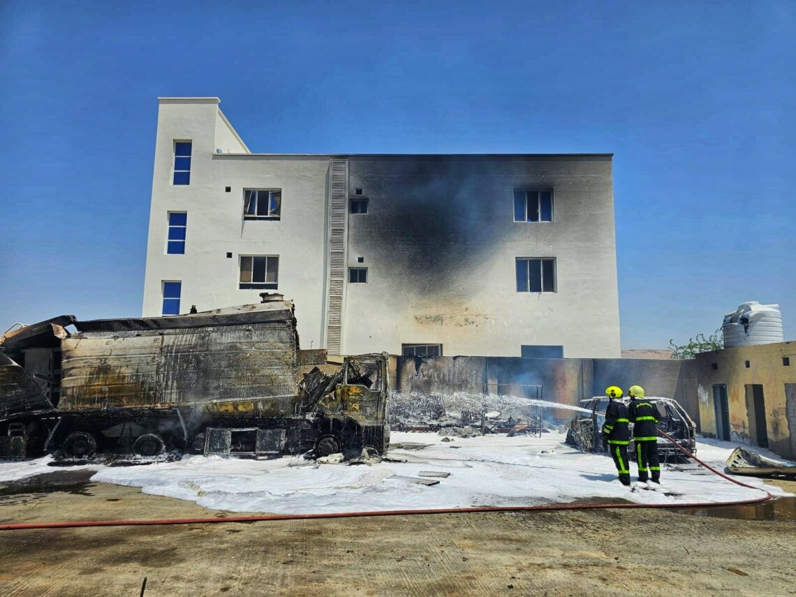 وفاة شخصين بسبب حريق صهريج في السيب