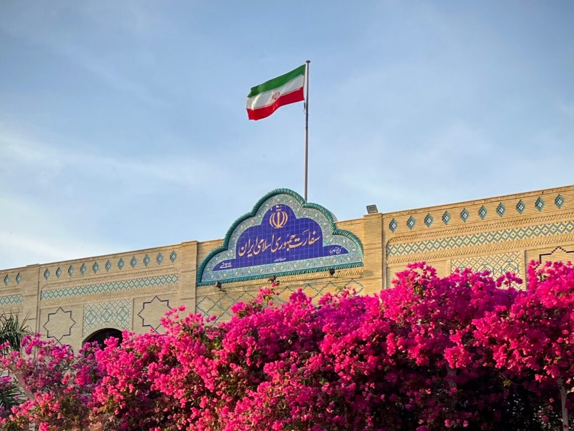 28 يونيو.. السفارة الإيرانية في مسقط تستقبل الناخبين للتصويت في الانتخابات الرئاسية