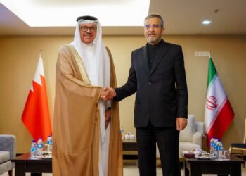 البحرين وإيران تتفقان على بدء المحادثات لدراسة استئناف العلاقات السياسية